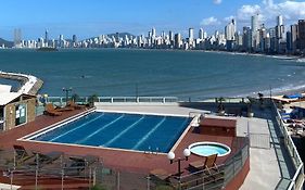 Loft Internacional Residence c linda vista do mar
