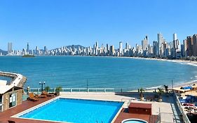 Loft Internacional Residence c linda vista do mar
